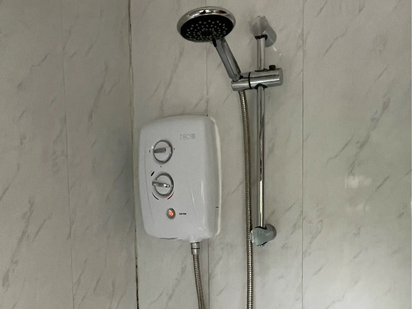shower install south bank, ts6